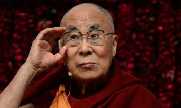 Entrevista al Dalai Lama- John Oliver